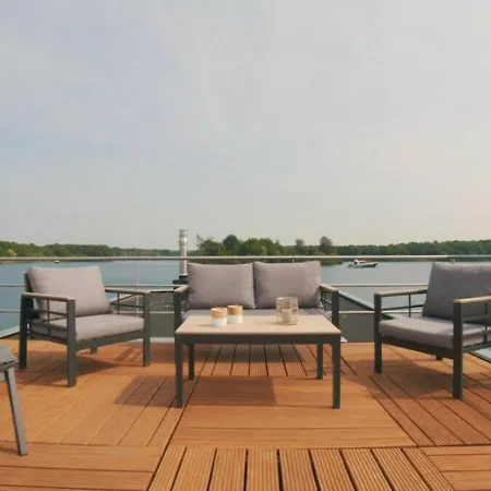 Floating House *